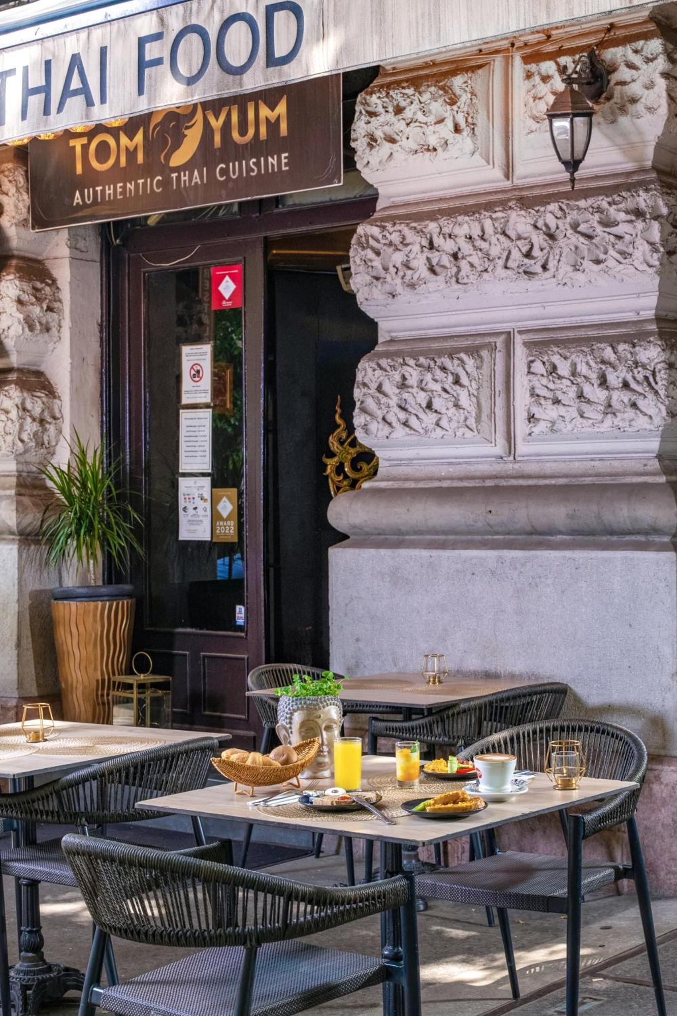 Andrassy Thai Hotel Budapest Exterior photo